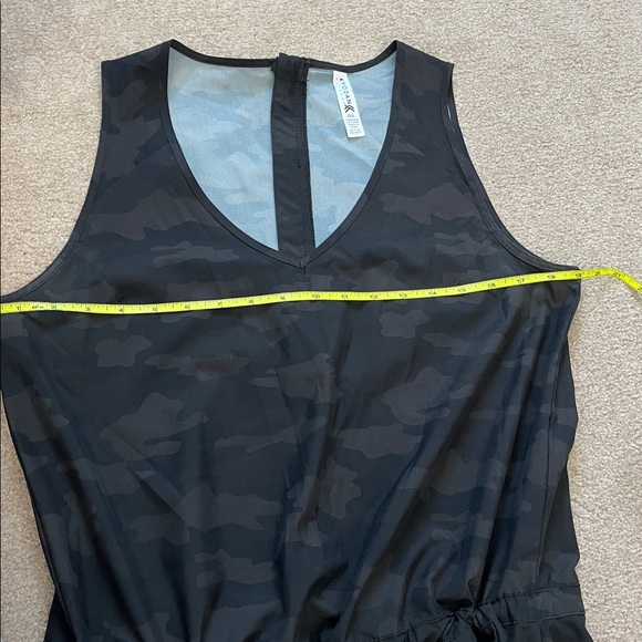 Kyodan Outdoor Women’s Black Camo Camouflage Jumpsuit Bodysuit Yoga Size Large - Picture 4 of 13